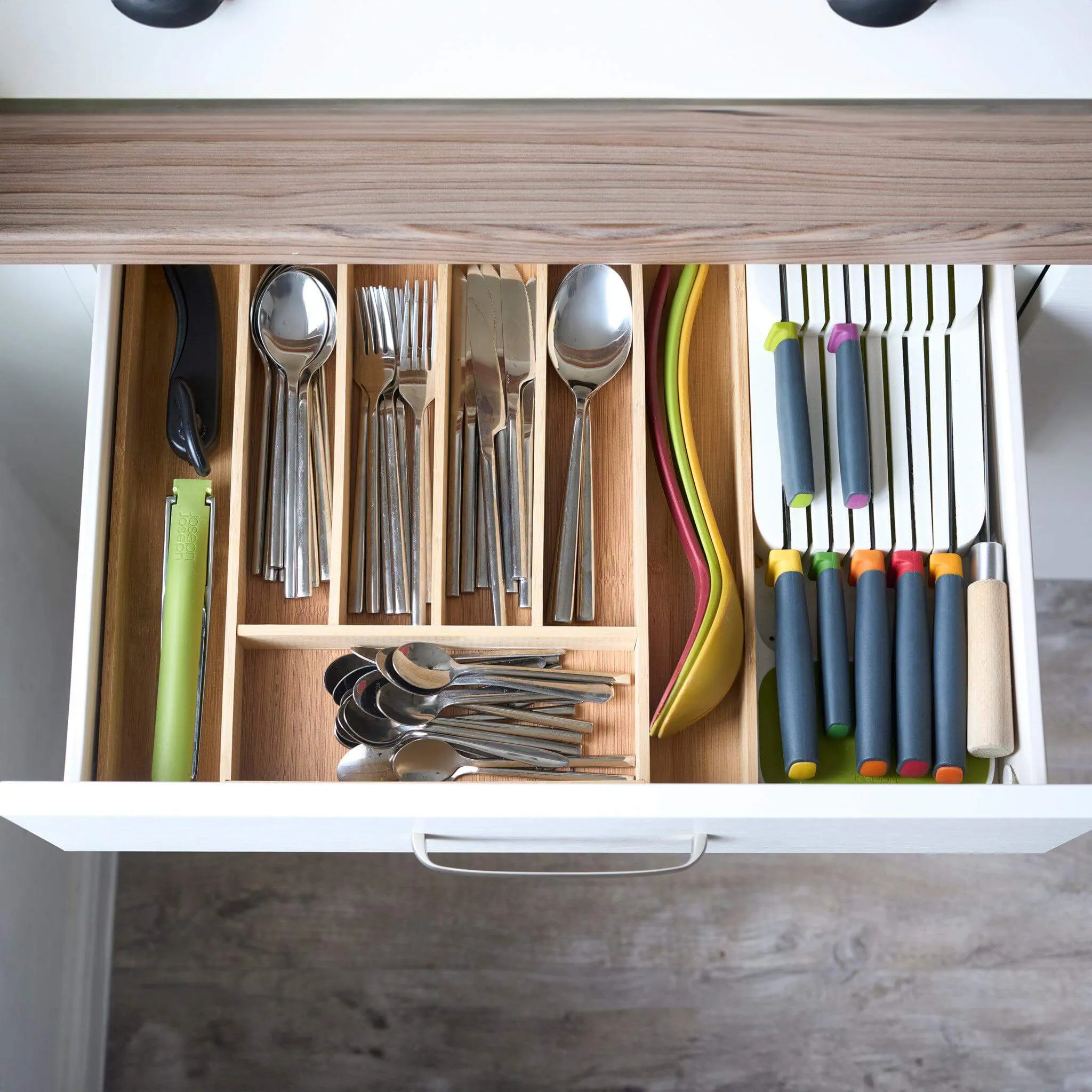 Expandable Bamboo Utensils Cutlery Tray