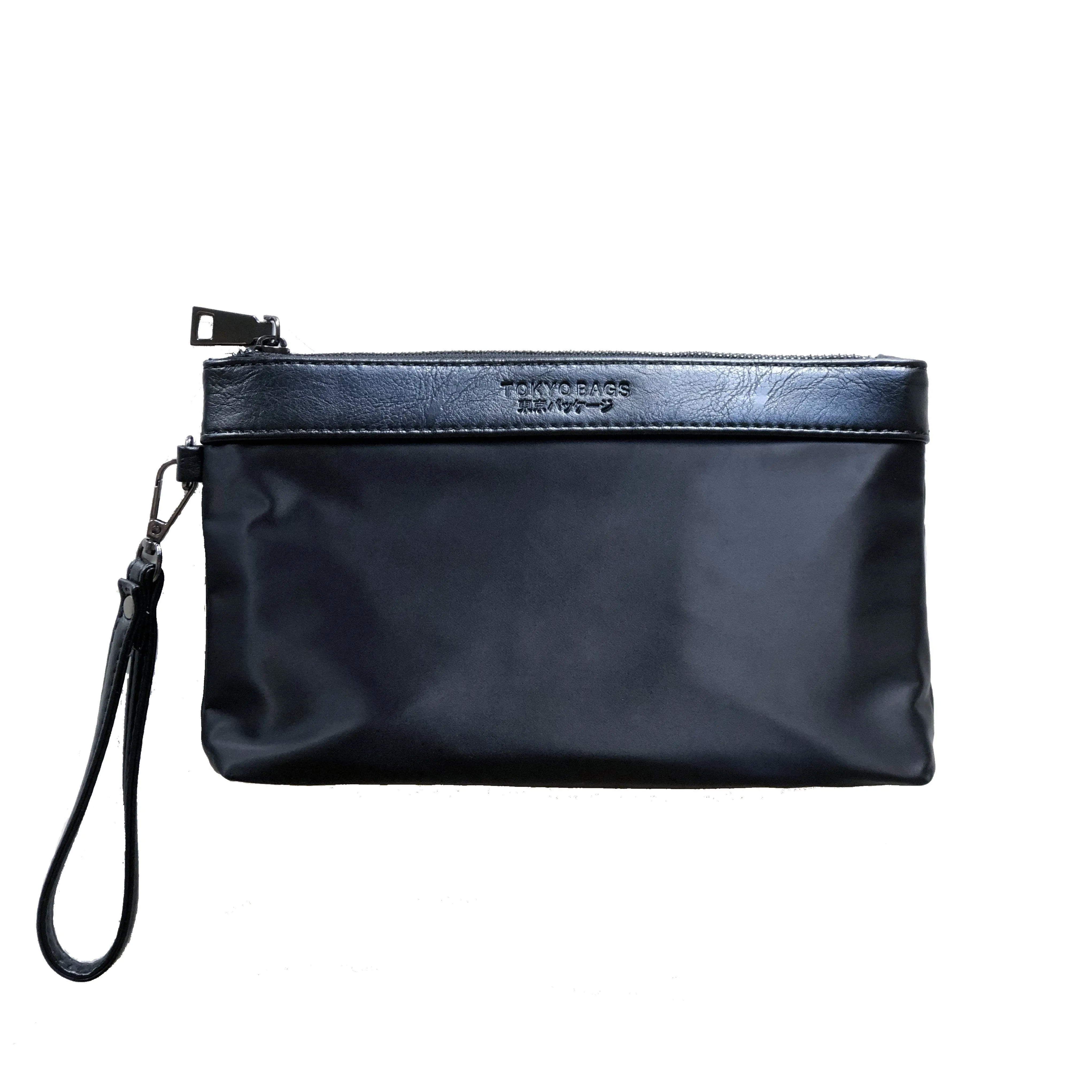 Limited edition Traveller Clutch by Tokyo Bags - black